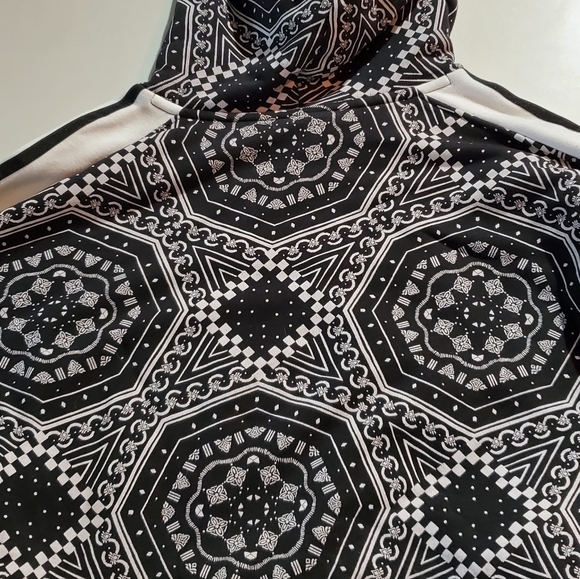 Adidas Hoodie Geometric Black & White Rare Size M - Picture 3 of 6